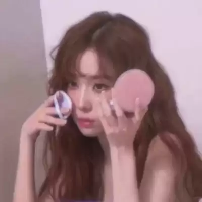 黄莉颖